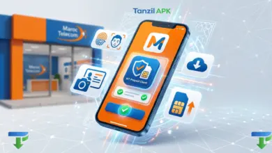 هاتف ذكي يعرض أيقونات تطبيق MT Prepaid Client وشريحة اتصال وبطاقة هوية رقمية مع خلفية لوكالة اتصالات المغرب، مما يمثل عملية التحميل وتوثيق الأرقام.